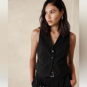 NWT. Banana Republic Factory Black Suiting Vest. Size 10.